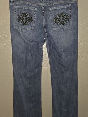 White House Black Market Noir Embroidered Jeans Sz 14